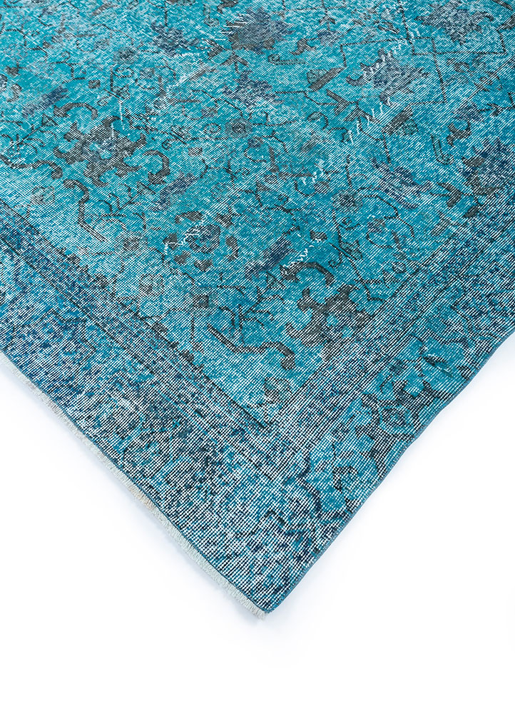 lacuna blue wool hand knotted Rug - FloorShot