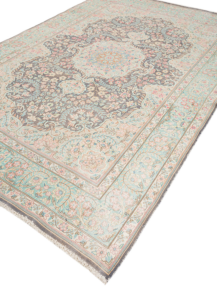 aalam grey and black wool hand knotted Rug - FloorShot
