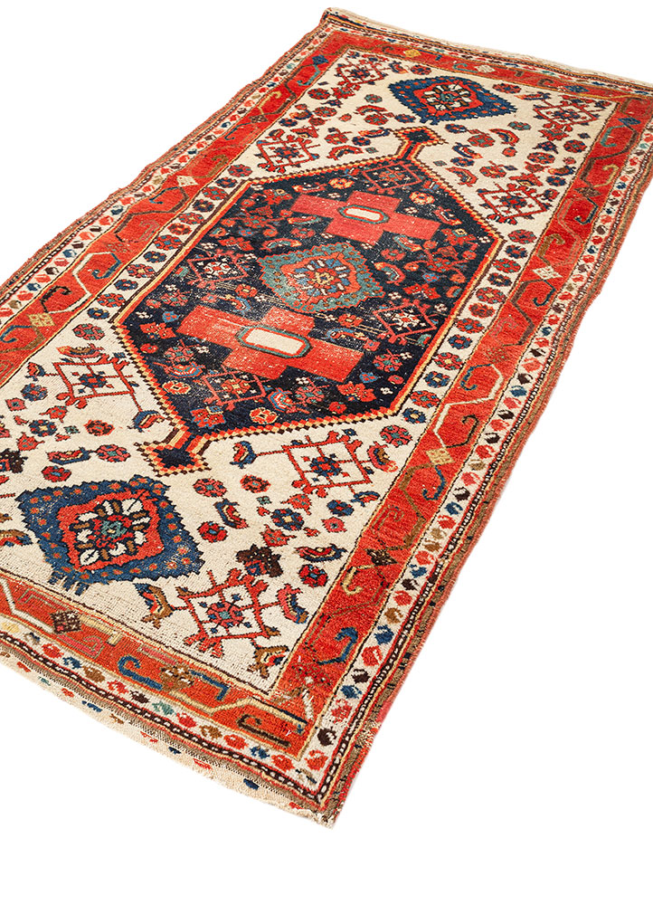 kiaan blue wool hand knotted Rug - FloorShot