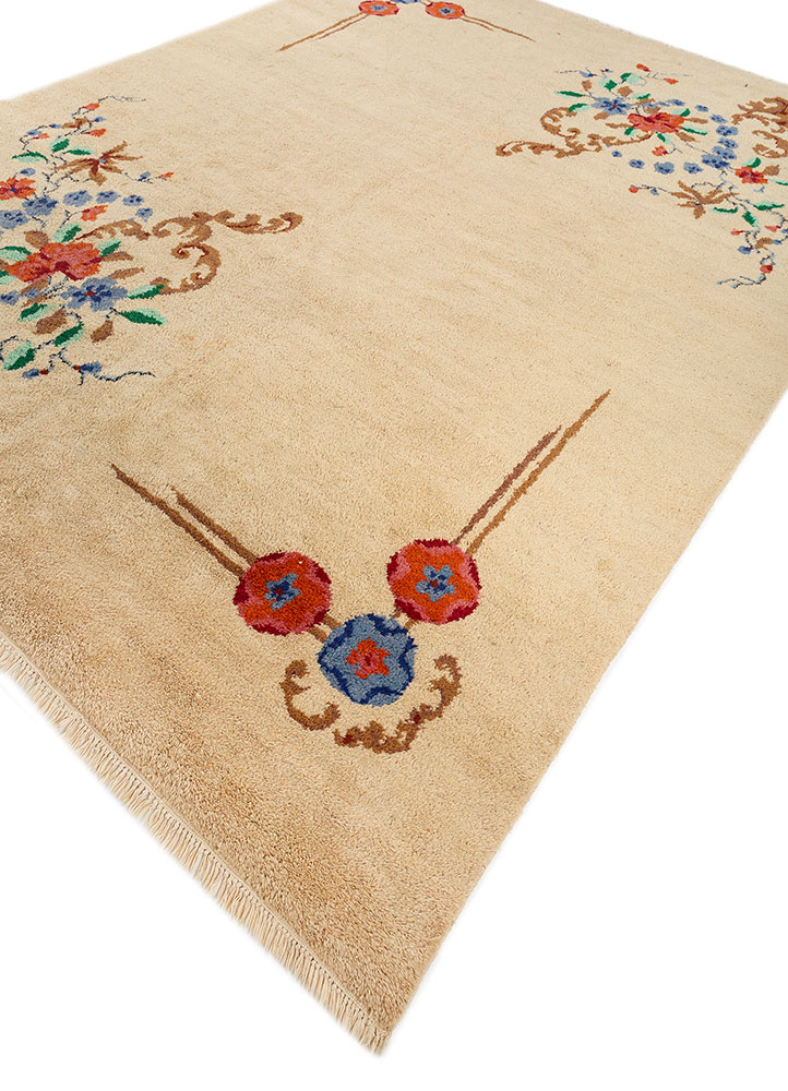 pechino gold wool hand knotted Rug - FloorShot