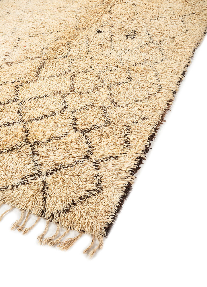 zuri gold wool hand knotted Rug - FloorShot
