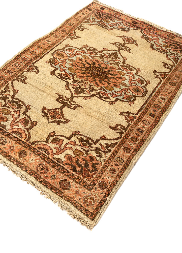 aalam ivory wool hand knotted Rug - FloorShot