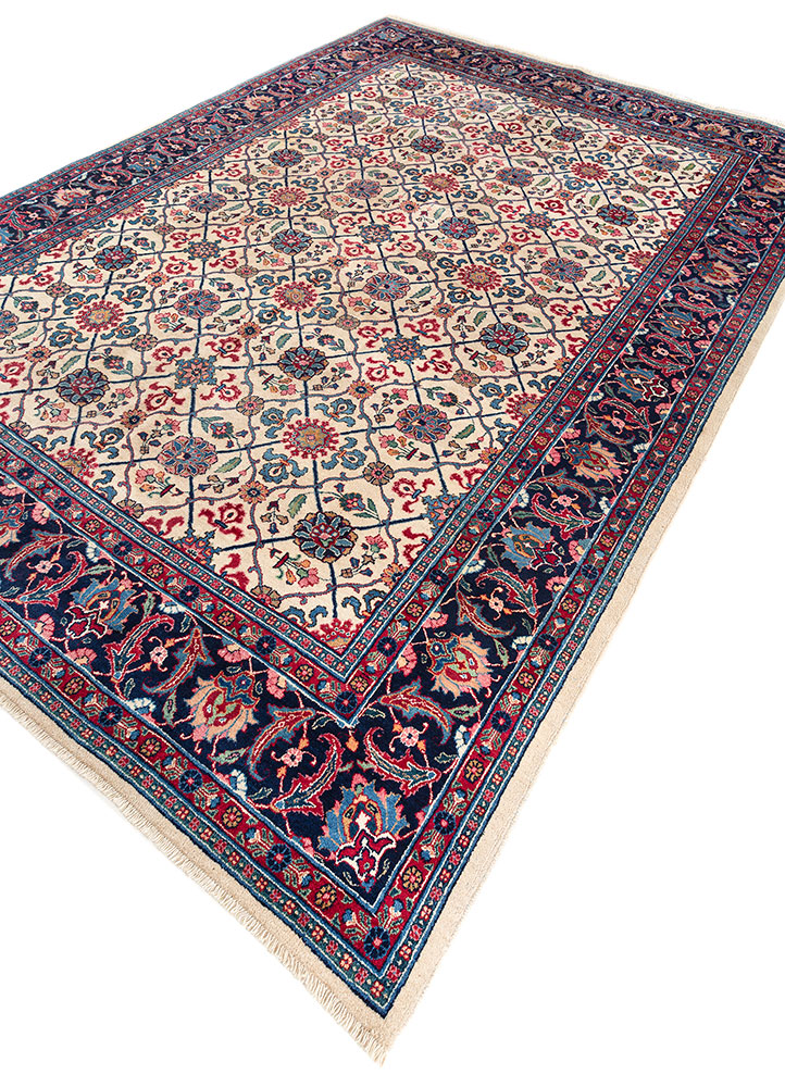 aalam ivory wool hand knotted Rug - FloorShot