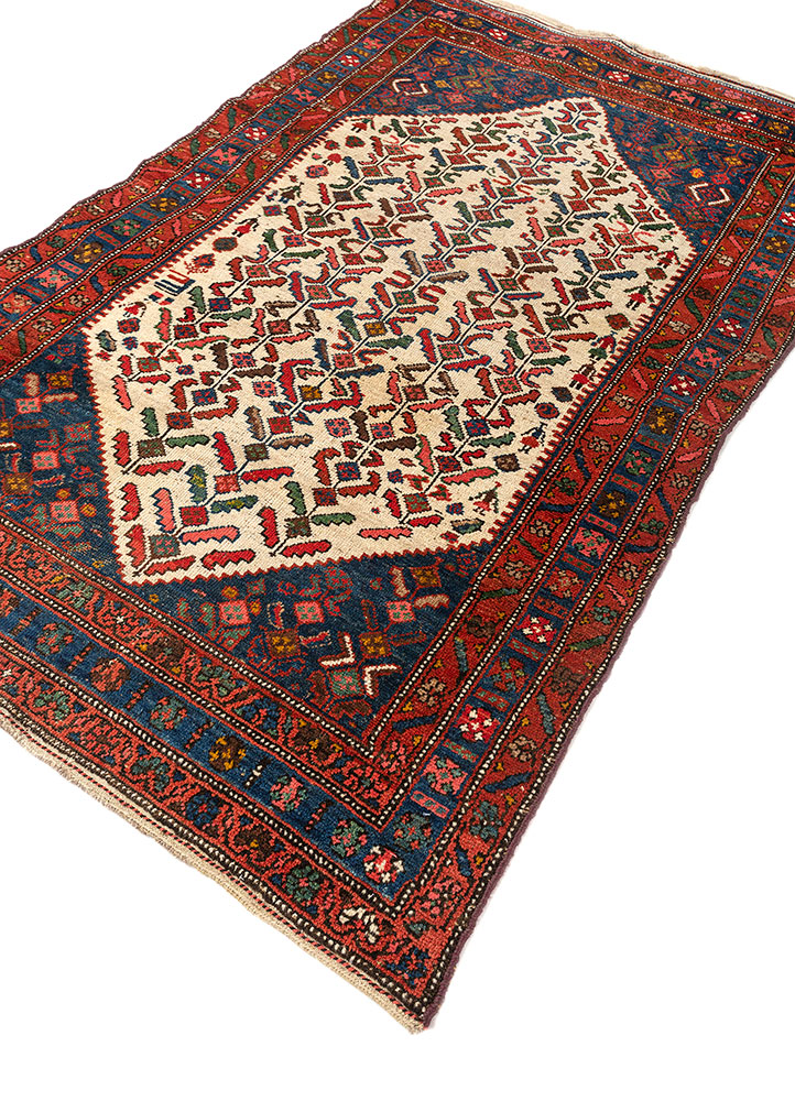 aalam ivory wool hand knotted Rug - FloorShot
