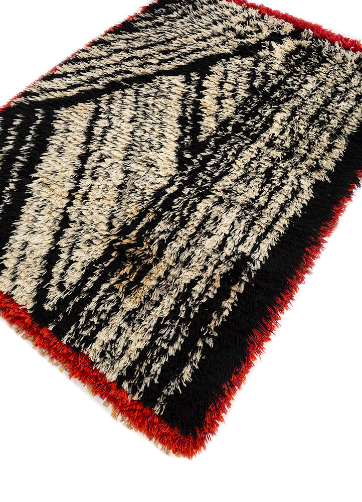 zuri grey and black wool hand knotted Rug - FloorShot