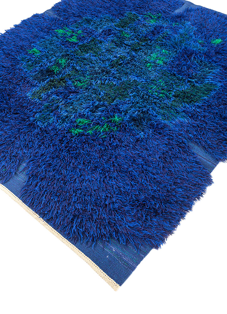zuri blue wool hand knotted Rug - FloorShot