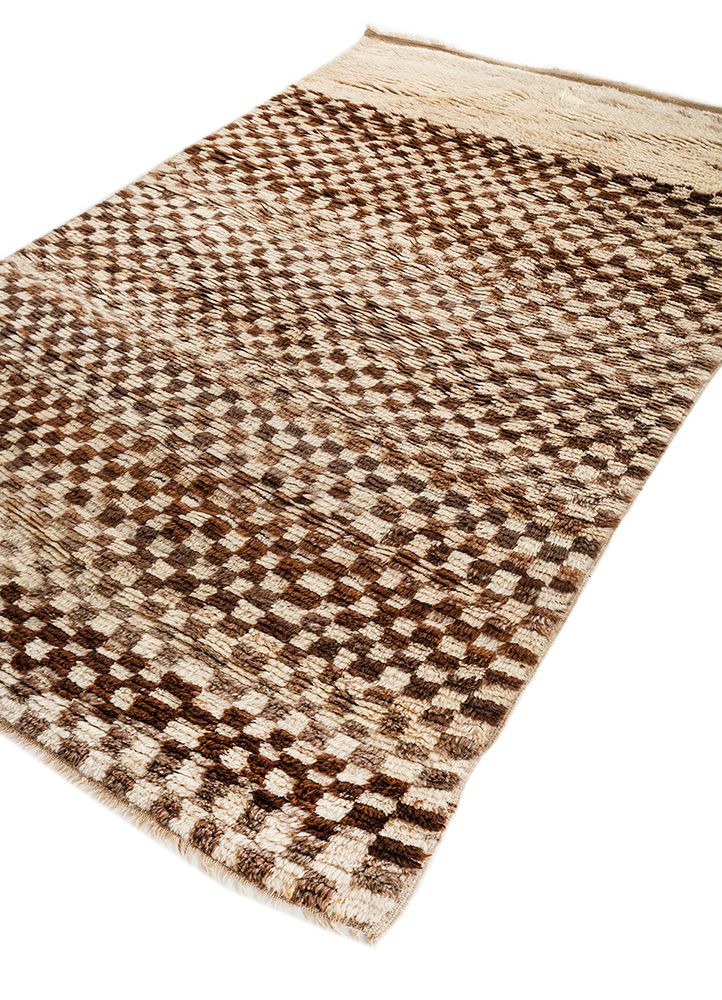 zuri ivory wool hand knotted Rug - FloorShot
