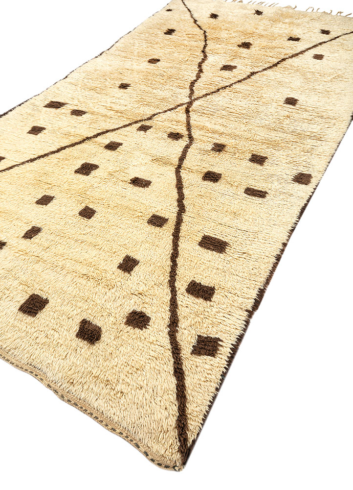 zuri ivory wool hand knotted Rug - FloorShot