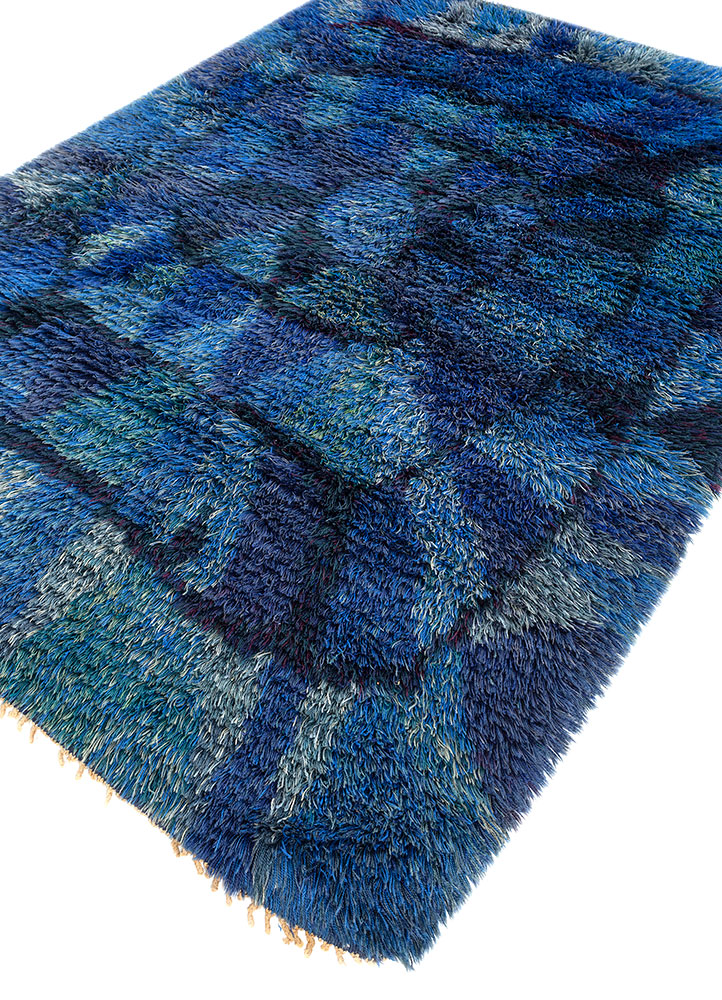 zuri blue wool hand knotted Rug - FloorShot