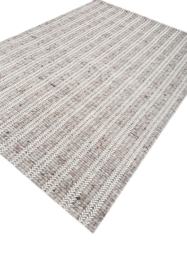 saga ivory wool hand loom Rug - FloorShot