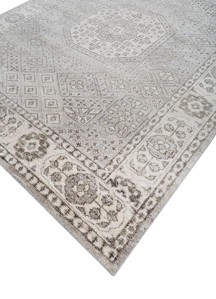 erbe grey and black wool hand knotted Rug - FloorShot