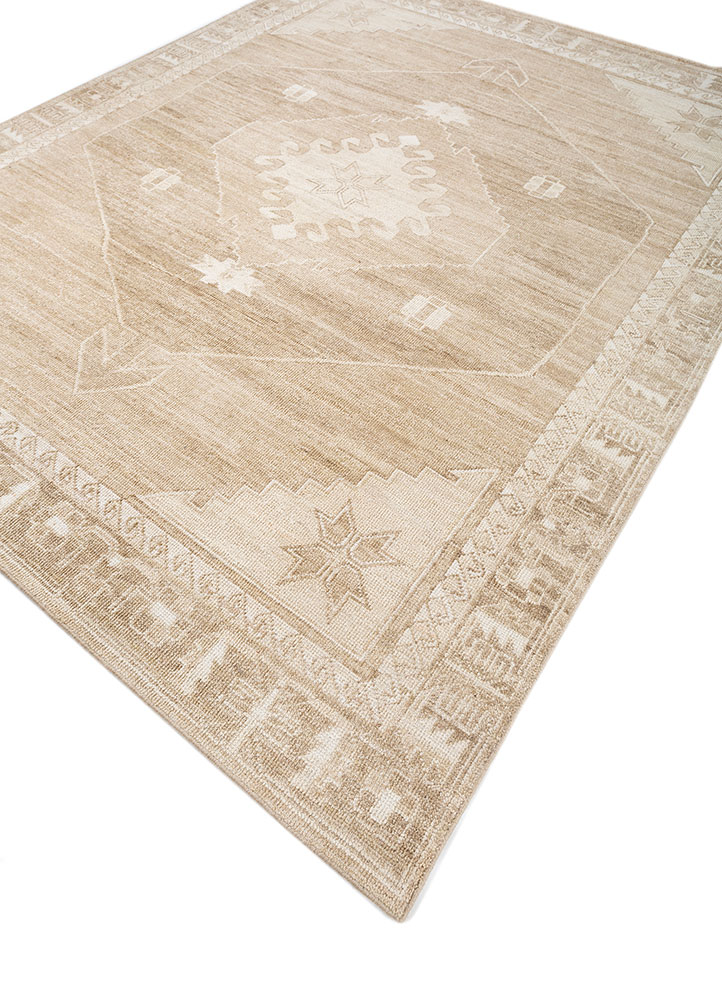 thyme beige and brown wool hand knotted Rug - FloorShot