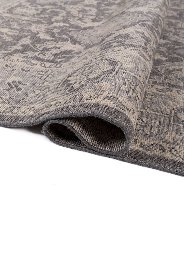 erbe grey and black wool hand knotted Rug - FloorShot