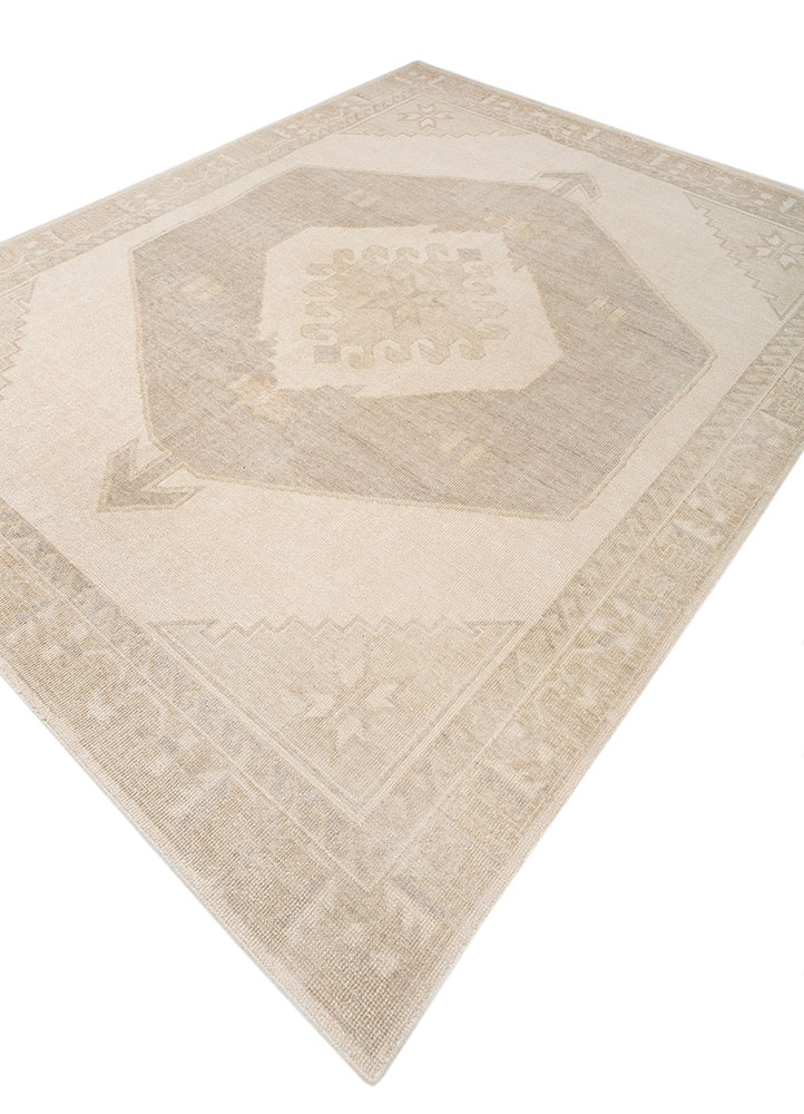 thyme ivory wool hand knotted Rug - FloorShot
