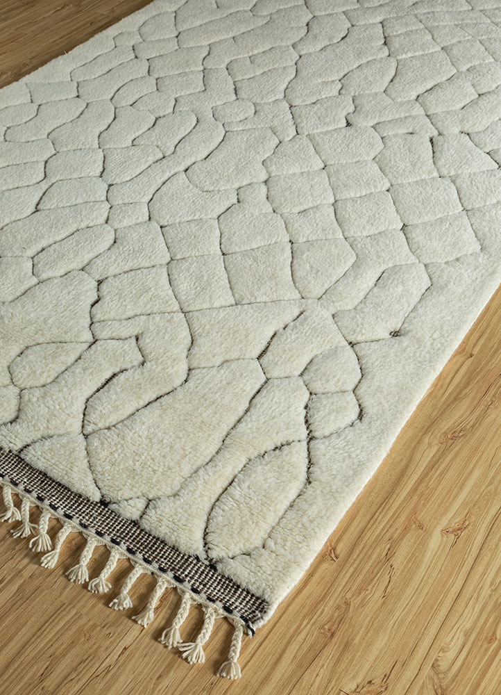 zuri ivory wool hand knotted Rug - FloorShot