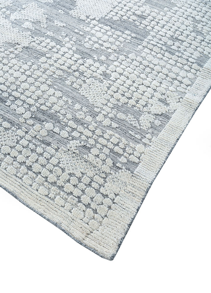 aprezo grey and black wool hand knotted Rug - FloorShot