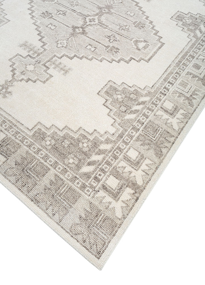 savana ivory wool hand knotted Rug - FloorShot
