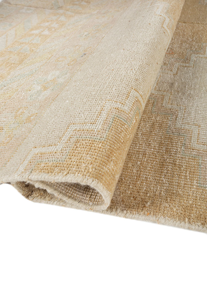 provenance beige and brown wool hand knotted Rug - FloorShot