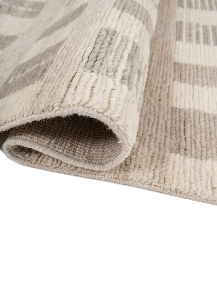 manifest ivory wool hand knotted Rug - FloorShot