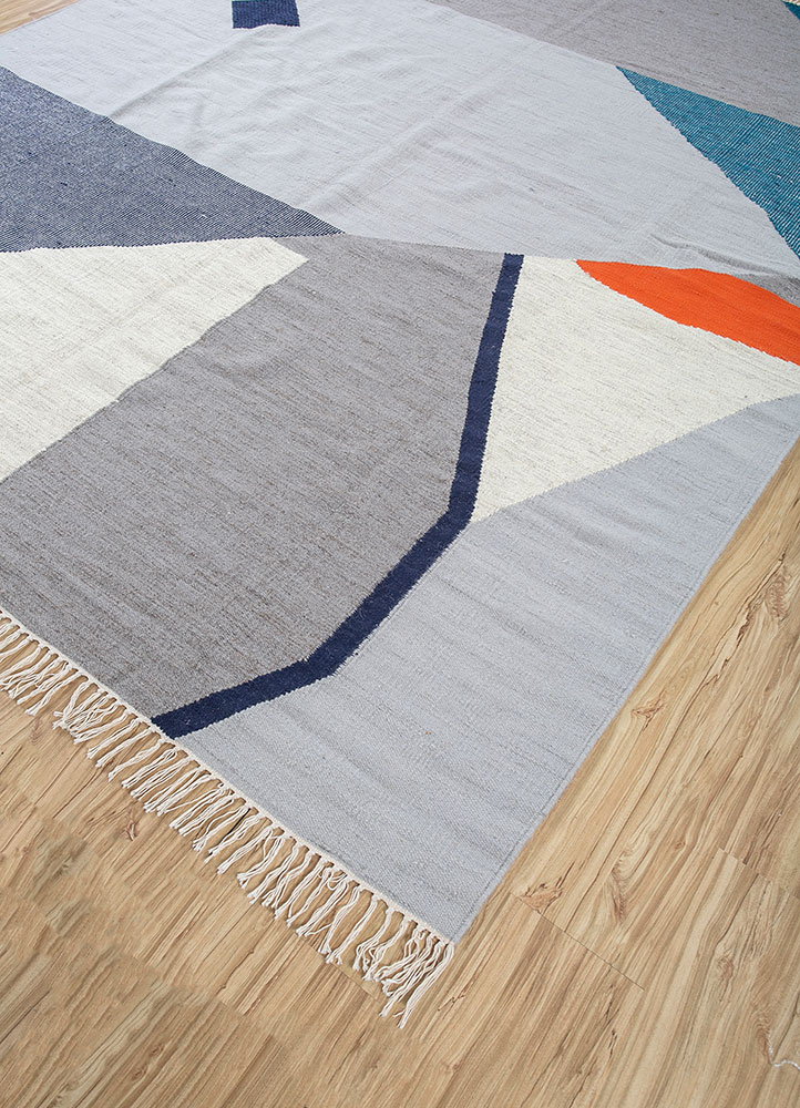indusbar green wool flat weaves Rug - FloorShot
