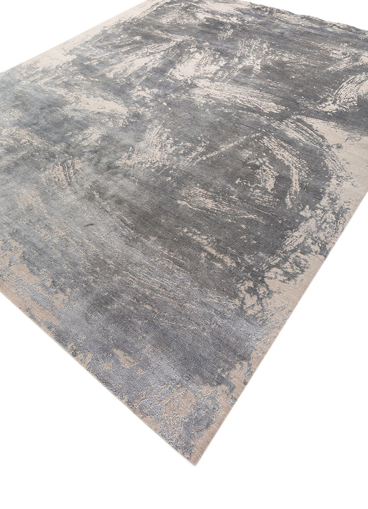 aprezo grey and black silk hand knotted Rug - FloorShot