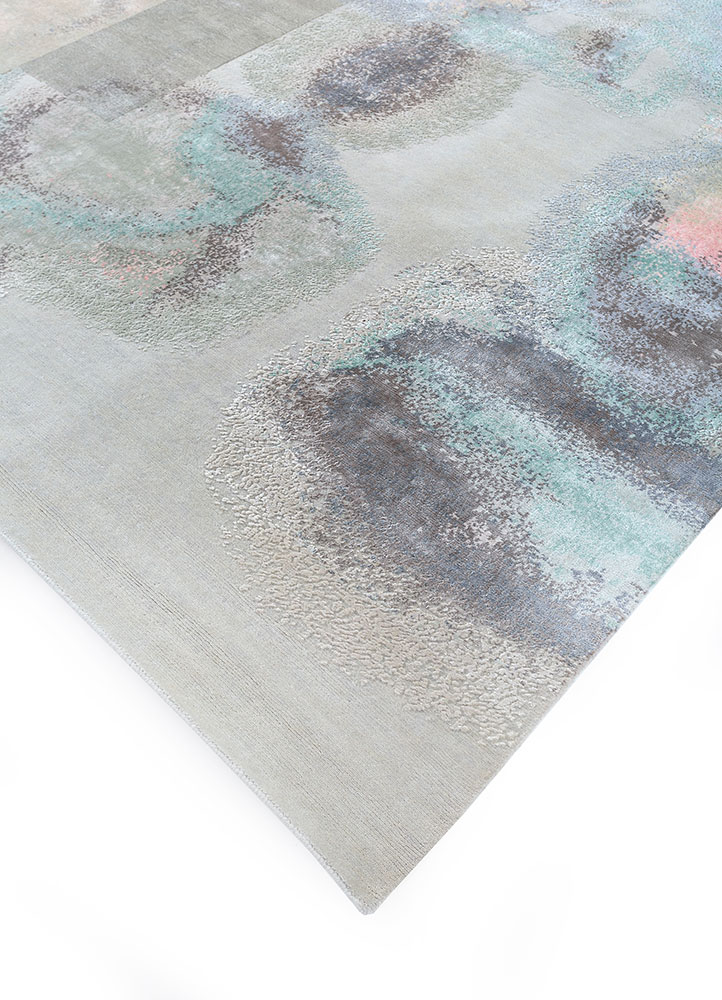 entropy grey and black wool and viscose hand knotted Rug - FloorShot