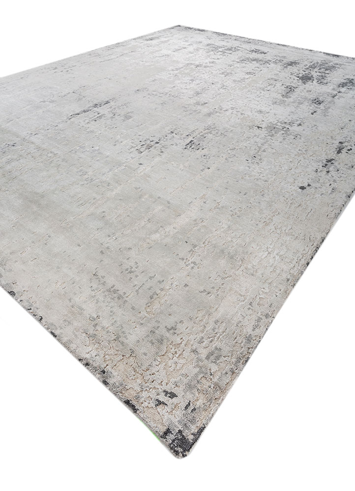 entropy grey and black wool and viscose hand knotted Rug - FloorShot