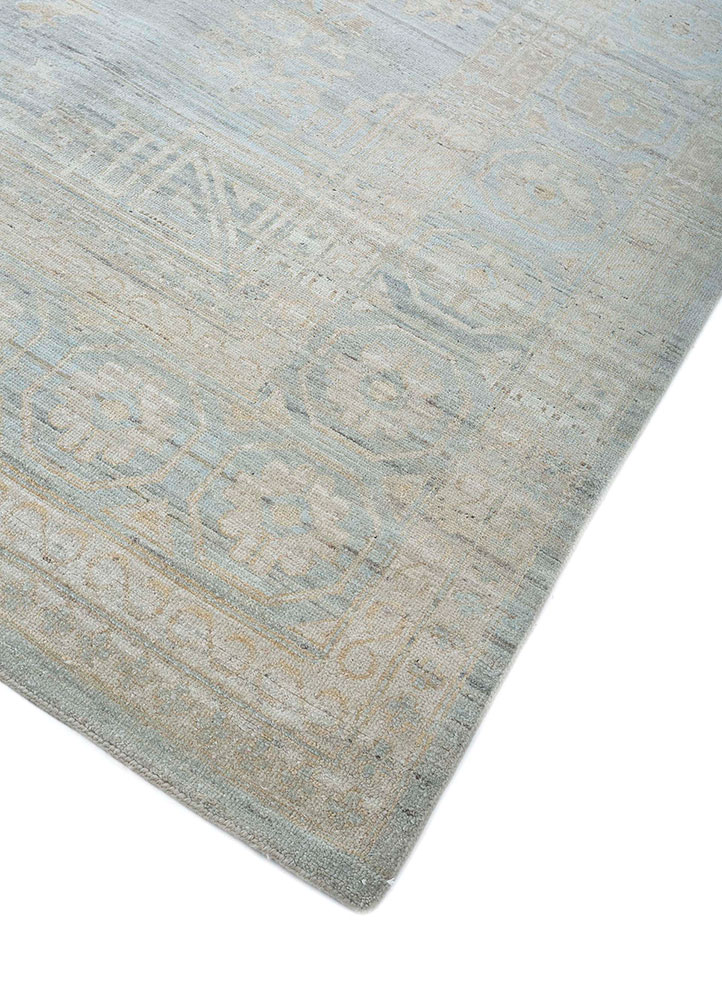 cyanna grey and black wool hand knotted Rug - FloorShot