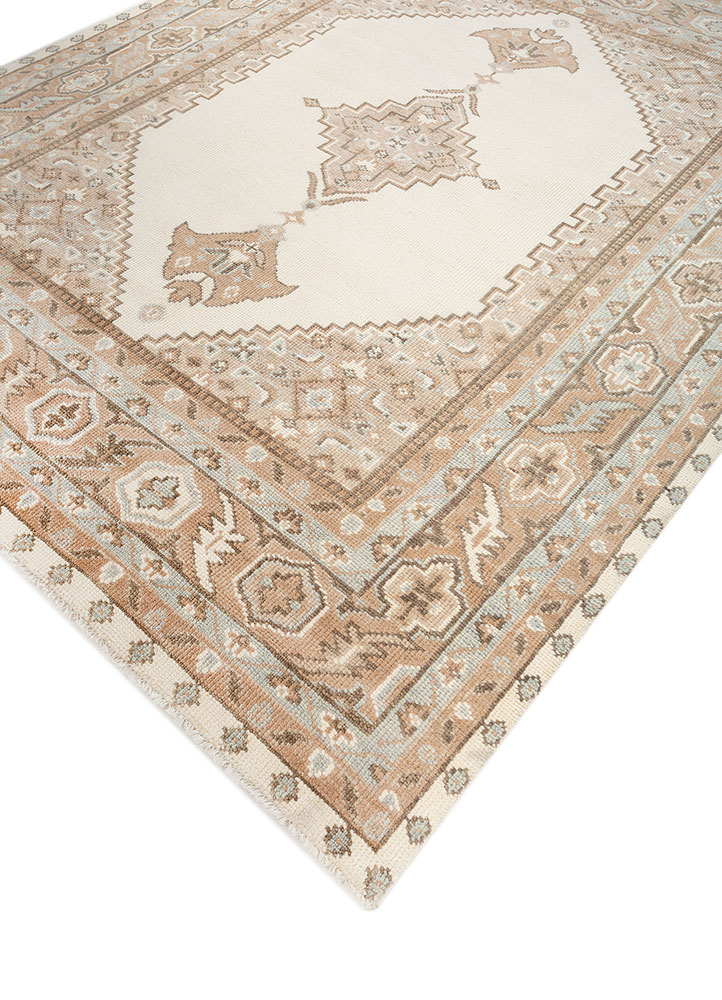 thyme beige and brown wool hand knotted Rug - FloorShot
