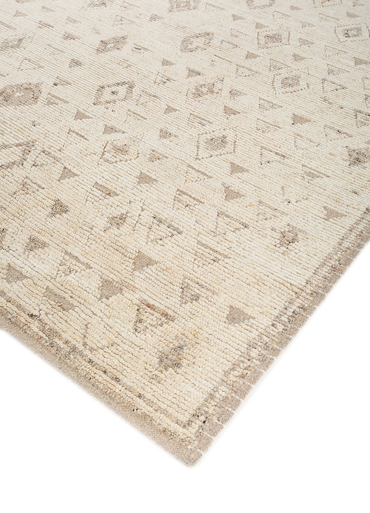 manifest ivory wool hand knotted Rug - FloorShot