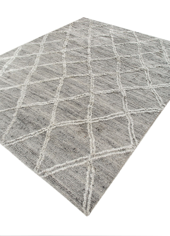 zuri grey and black wool hand knotted Rug - FloorShot