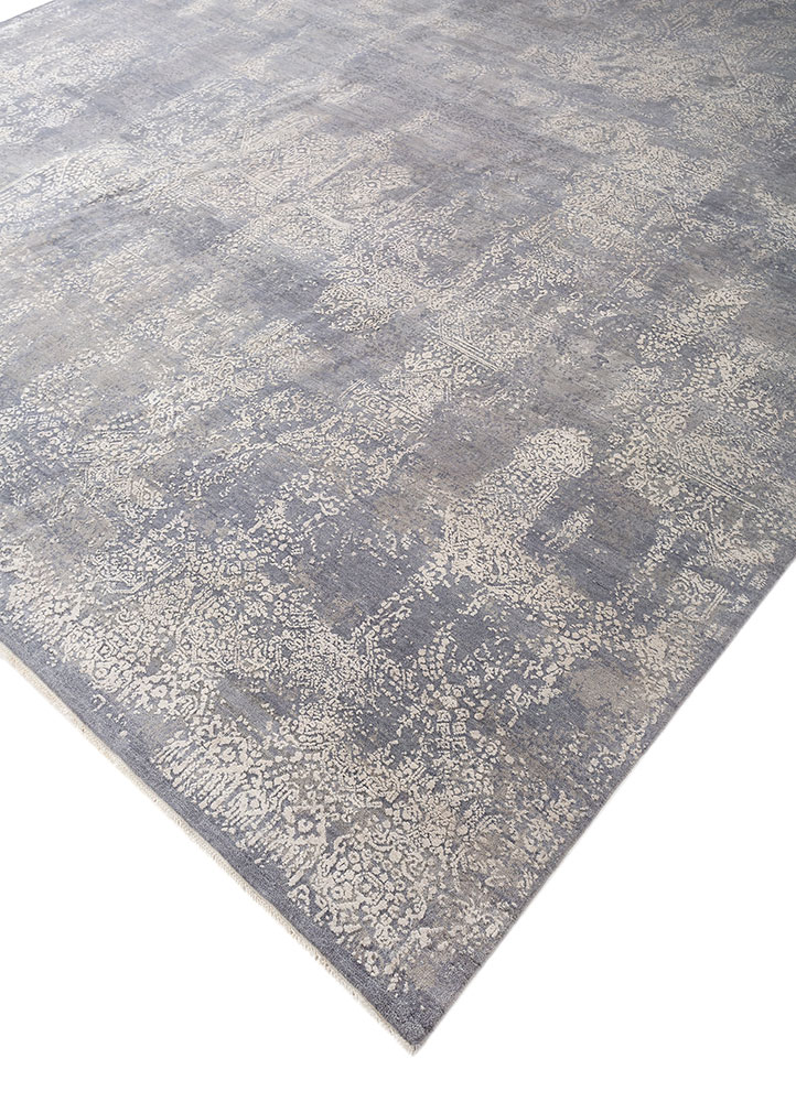 far east blue wool and silk hand knotted Rug - FloorShot