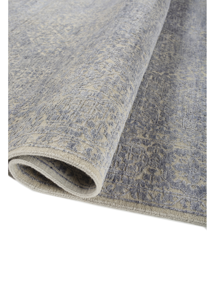 aurora grey and black wool and viscose hand knotted Rug - FloorShot