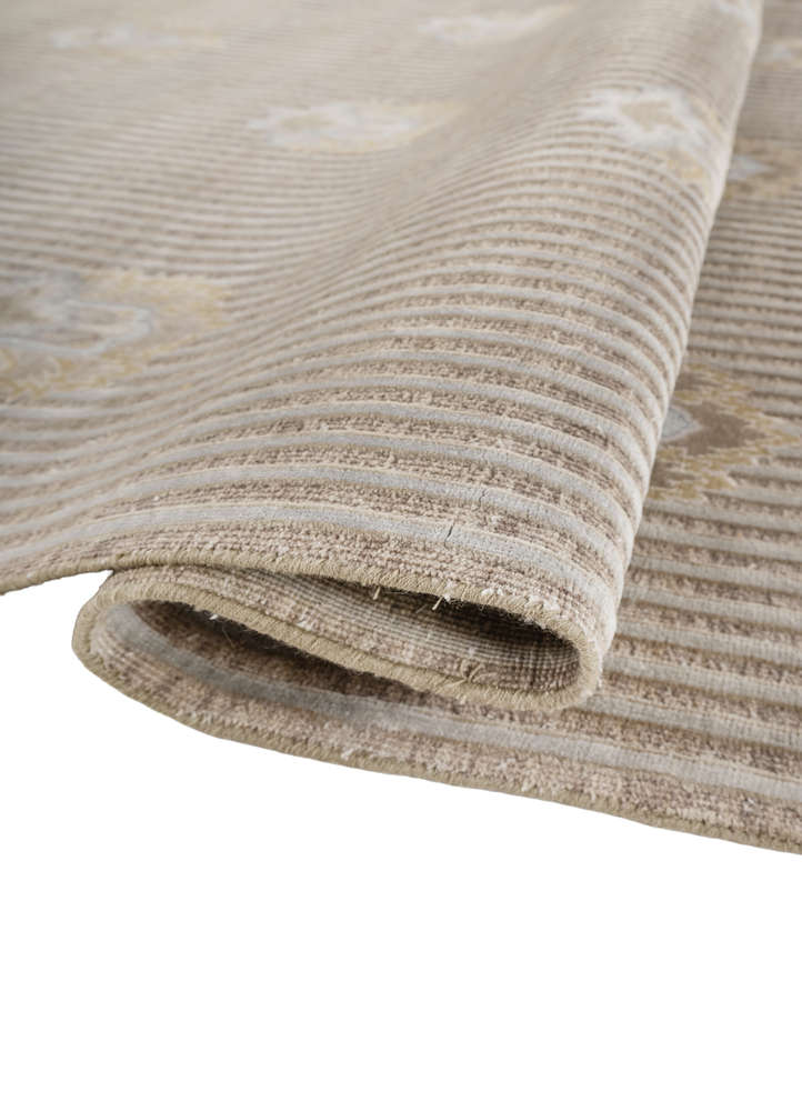 far east green wool and silk hand knotted Rug - FloorShot