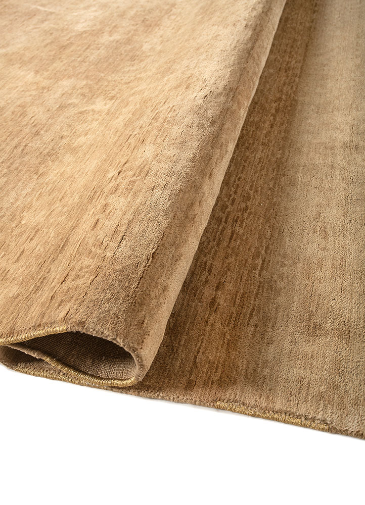 pansy beige and brown wool hand knotted Rug - FloorShot