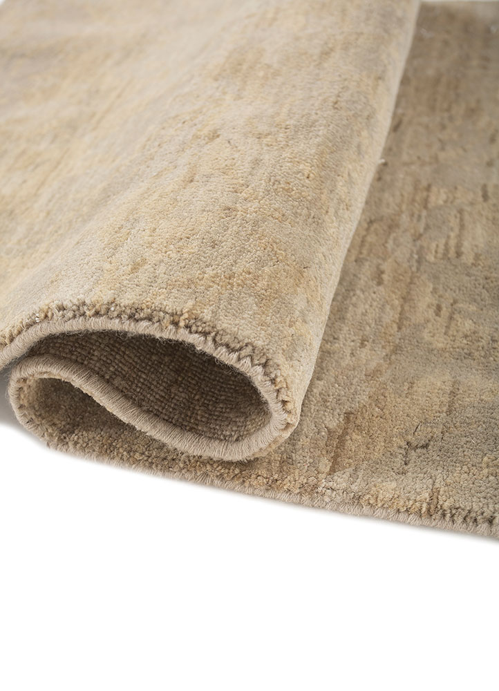 pansy ivory wool hand knotted Rug - FloorShot