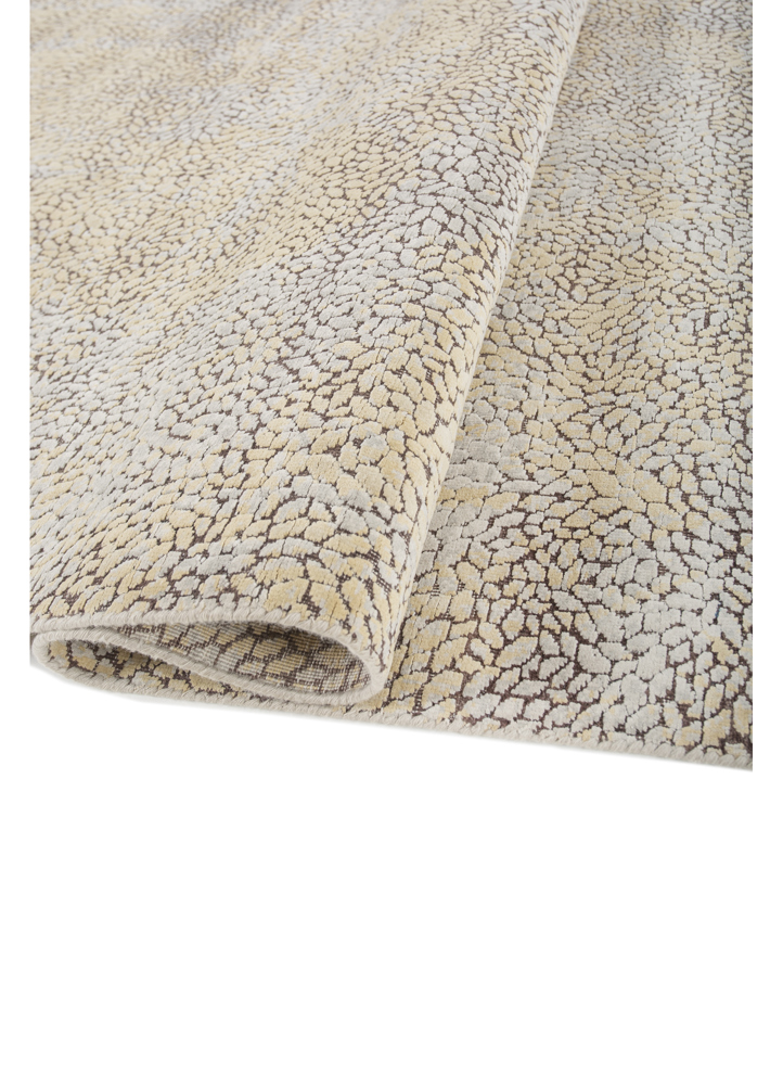 unstring by kavi grey and black wool and bamboo silk hand knotted Rug - FloorShot