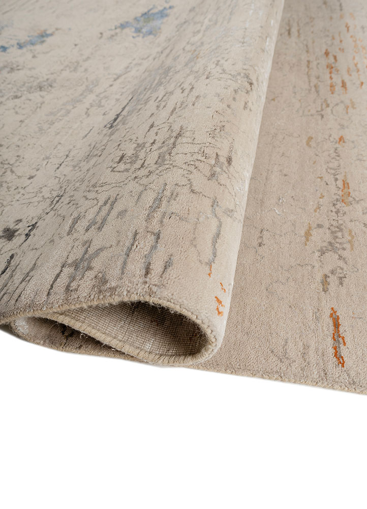 aprezo ivory wool and bamboo silk hand knotted Rug - FloorShot