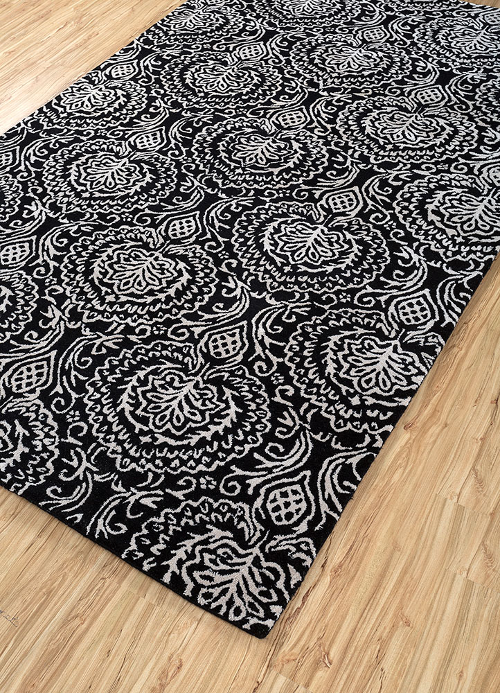imara grey and black wool and viscose hand tufted Rug - FloorShot
