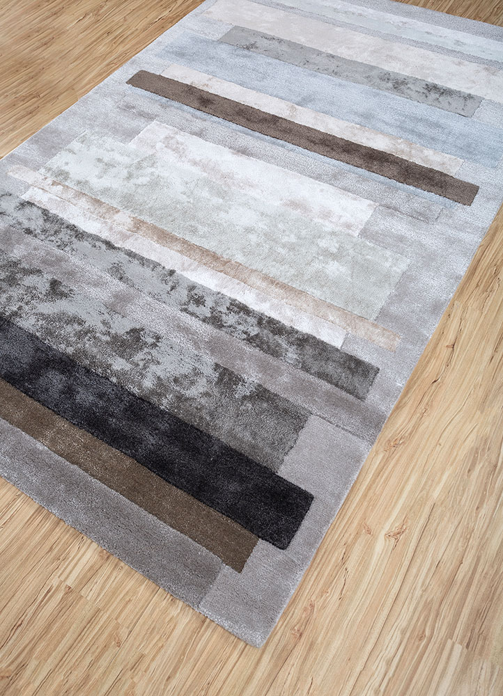 caliedo grey and black wool and viscose hand tufted Rug - FloorShot
