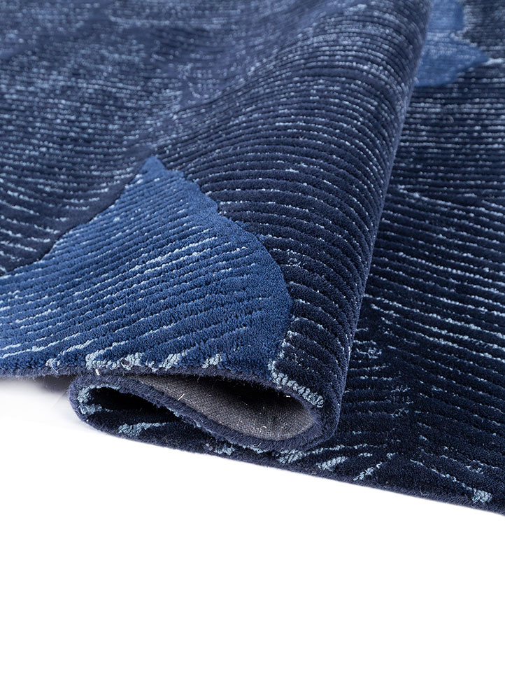 aurelia blue wool and viscose hand tufted Rug - FloorShot