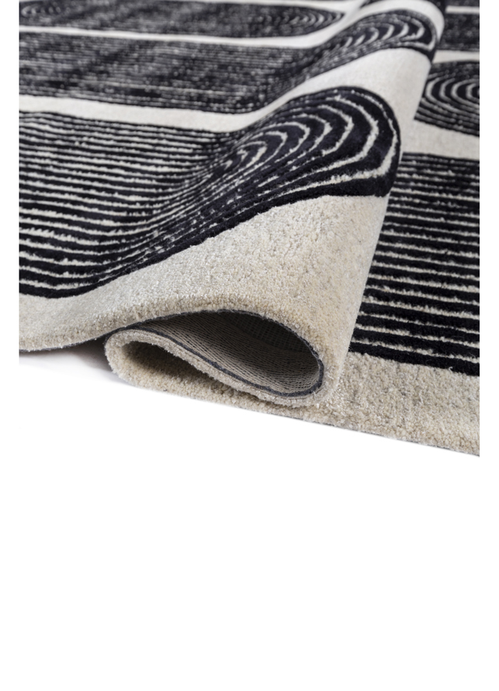 caliedo grey and black wool and viscose hand tufted Rug - FloorShot