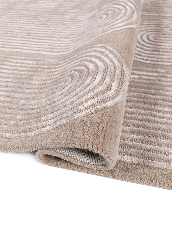 caliedo ivory wool and viscose hand tufted Rug - FloorShot