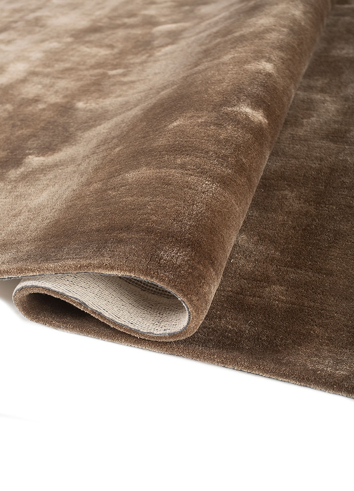 cera beige and brown viscose hand tufted Rug - FloorShot