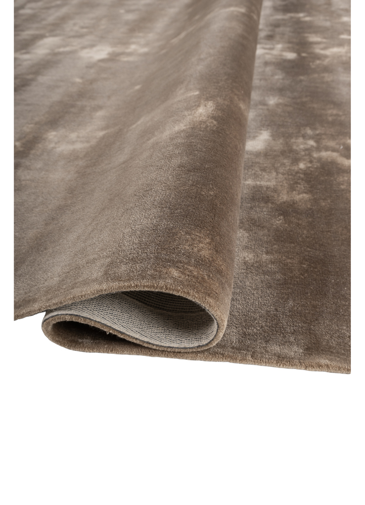cera beige and brown viscose hand tufted Rug - FloorShot