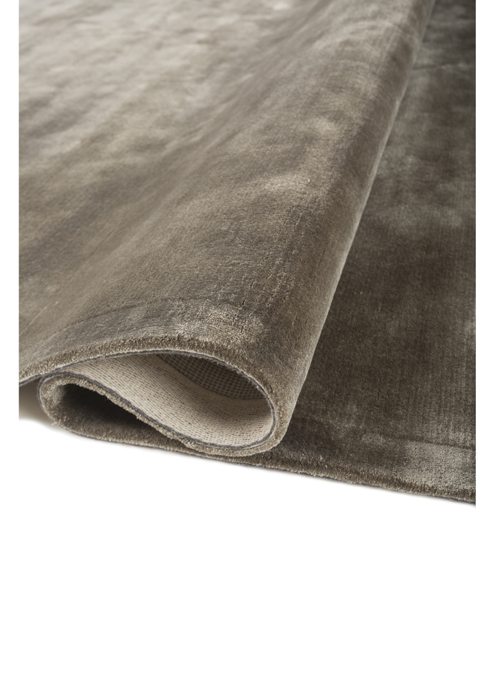 cera green viscose hand tufted Rug - FloorShot