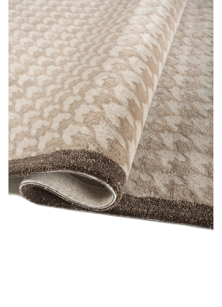 chroma ivory wool and viscose hand tufted Rug - FloorShot
