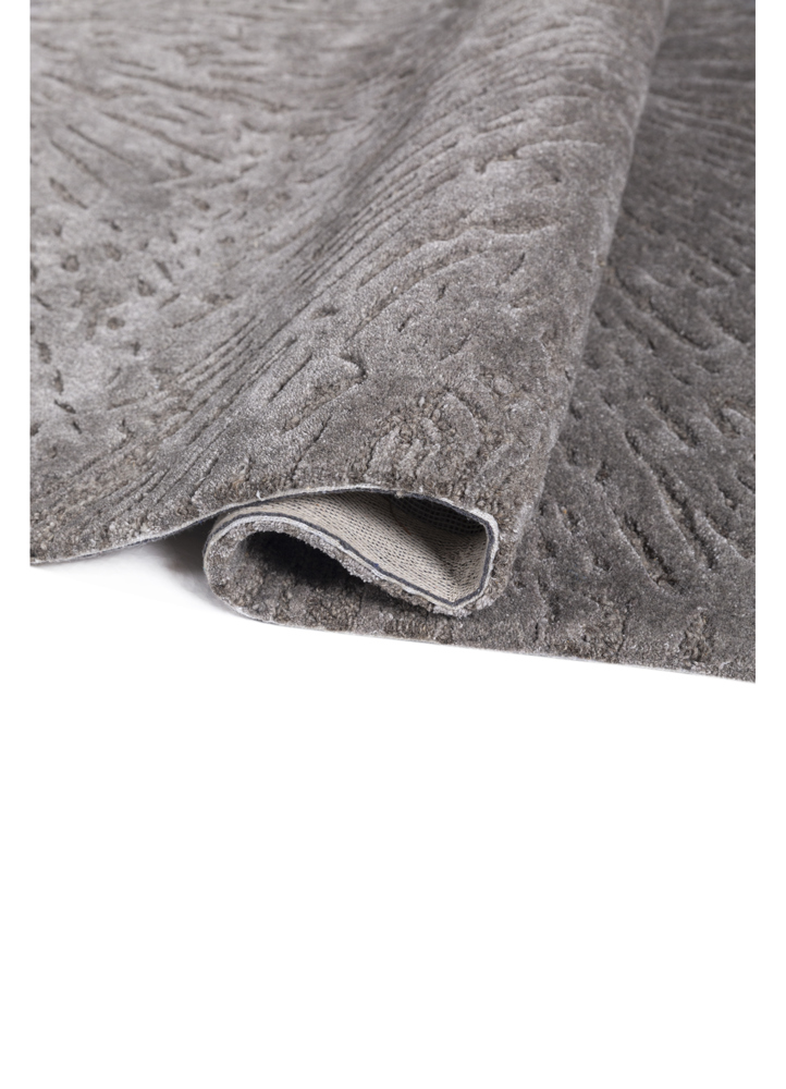 genesis grey and black wool and viscose hand tufted Rug - FloorShot