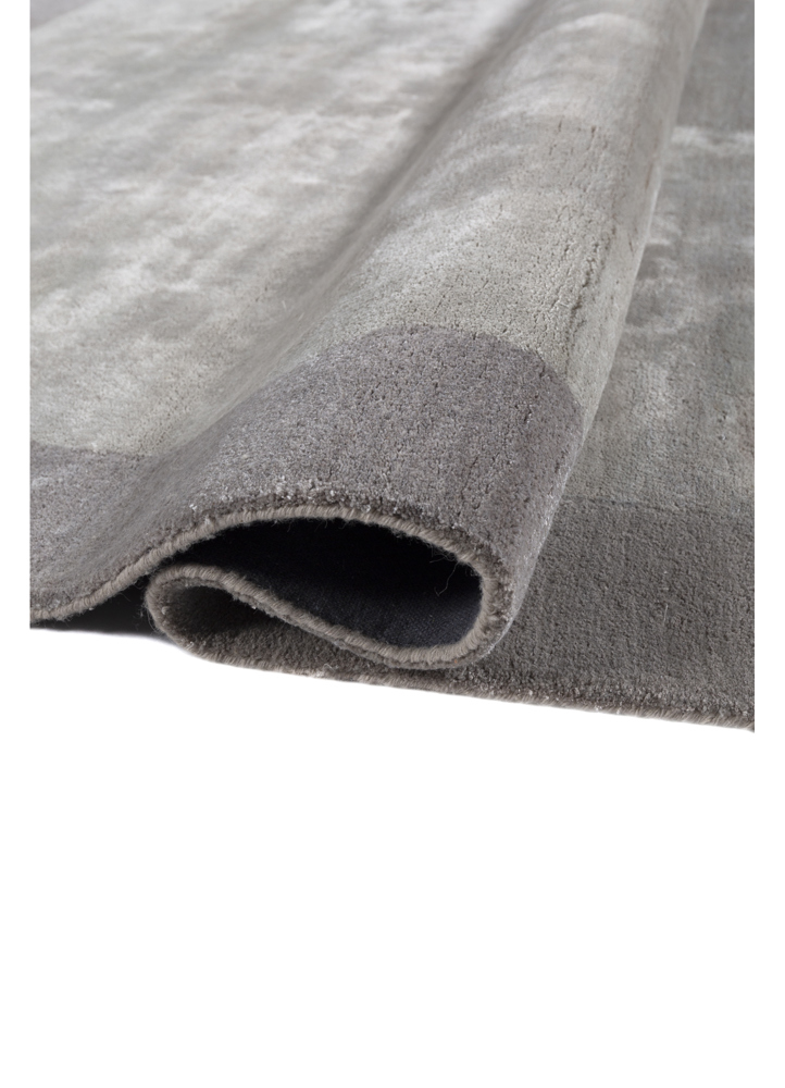cera grey and black wool and viscose hand tufted Rug - FloorShot