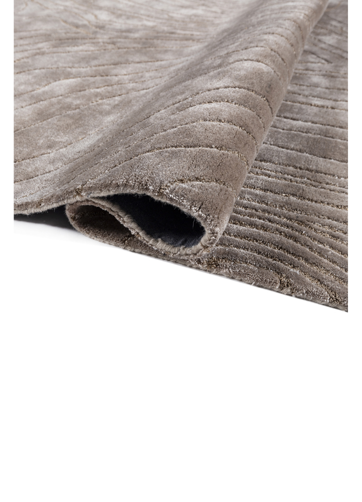 white noise ivory viscose hand tufted Rug - FloorShot